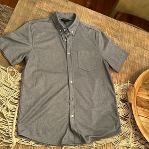 Banana republic short sleeve button down
